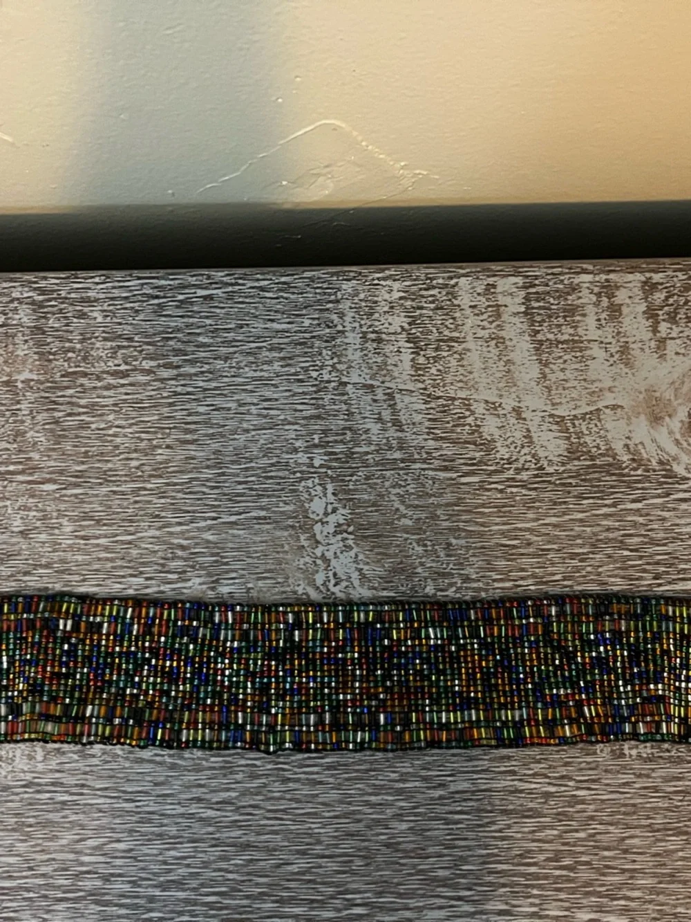 vintage beaded stretch belt with a wooden buckle 2.5 inches x 34.5 inches